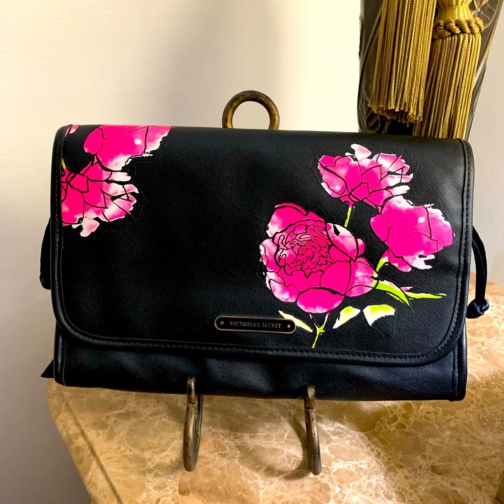 Victoria’s Secret hanging travel makeup & lingerie bag